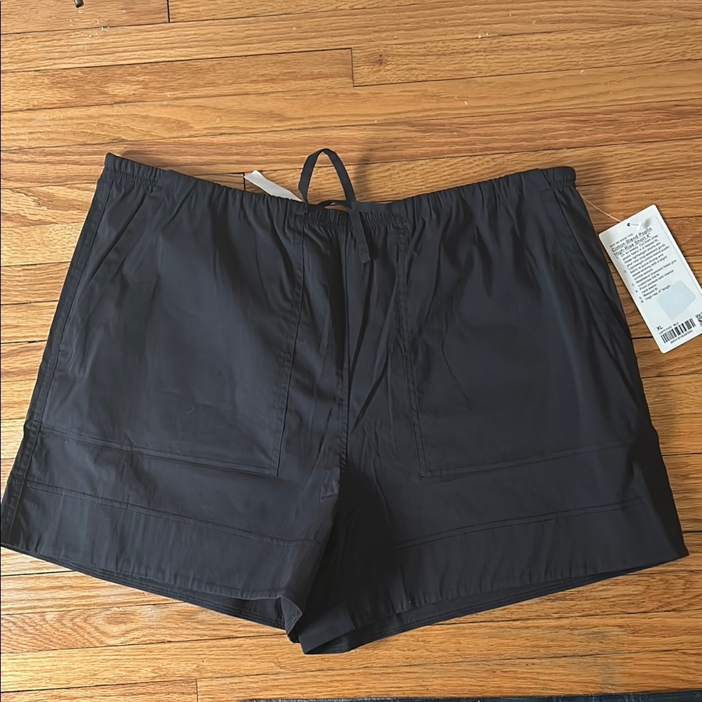 NWT Lululemon Cotton-Blend Poplin High-Rise Shorts 4”